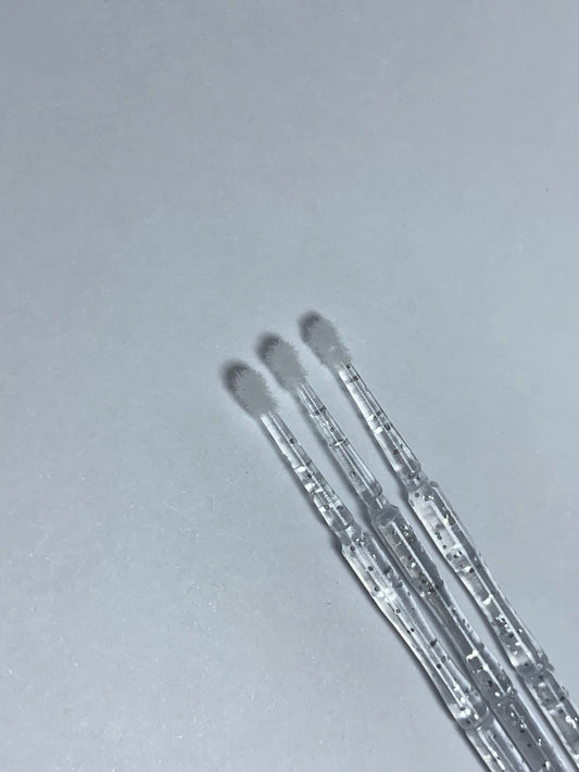 MICRO-TIPPED APPLICATORS